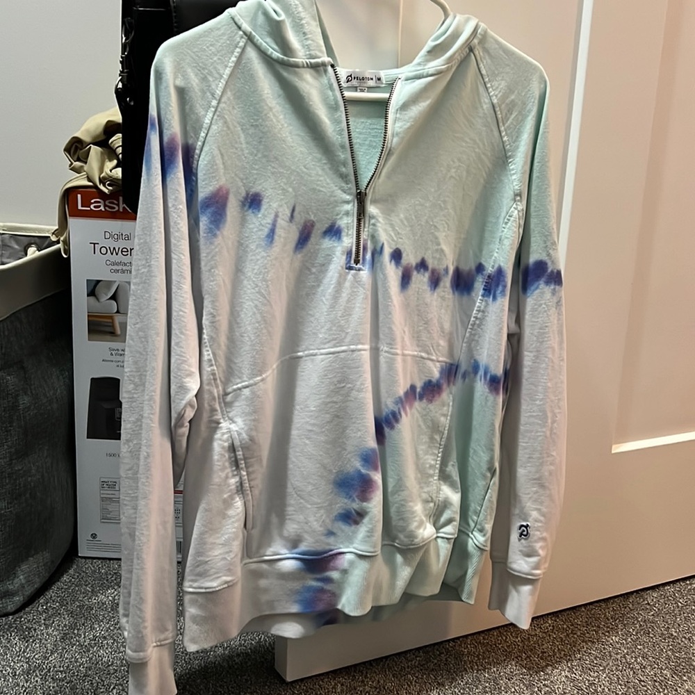 NWOT Peloton 1/4 Zip Hoodie